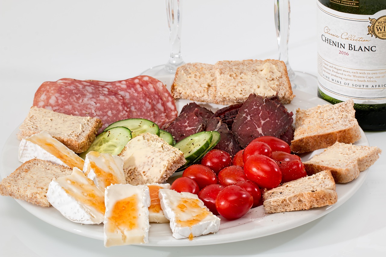 ¿Qué le puedo dar de comer a una tortolita bebé?